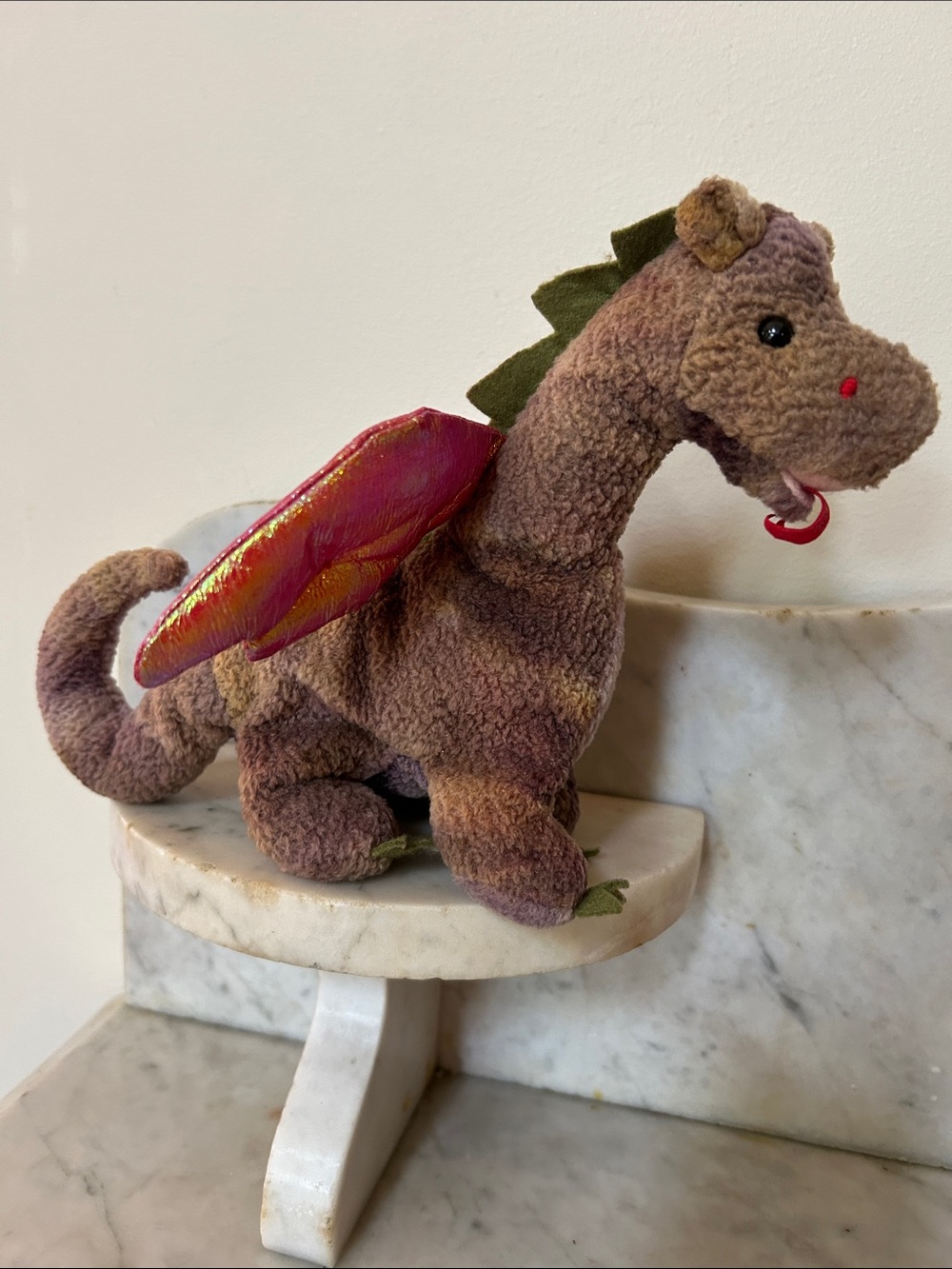 Ty Beanie Baby “Scorch” The Dragon. 1998 Missing Swing Tag